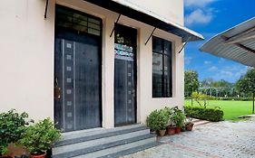 Spot On Prithvi Garden